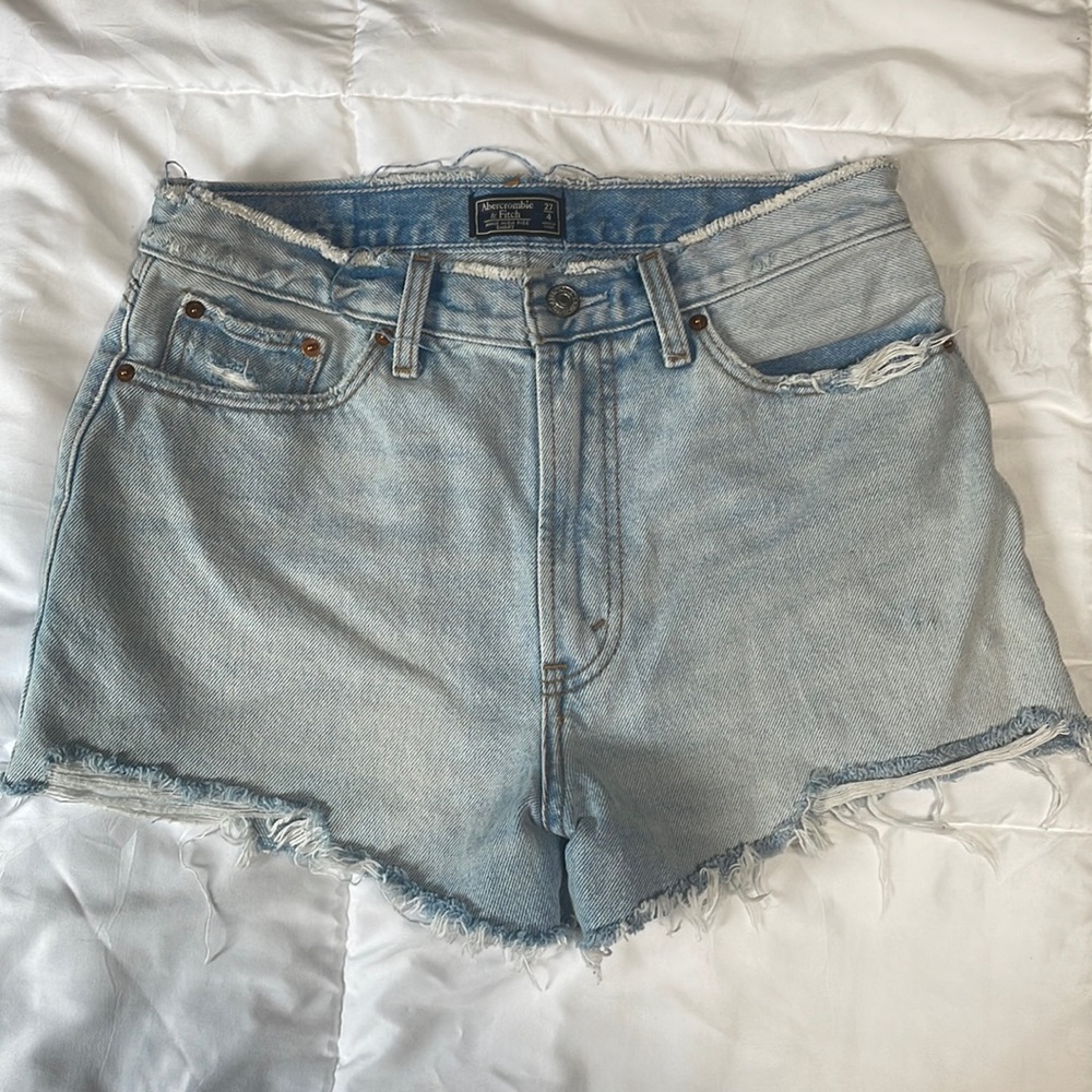 Abercrombie mom shorts